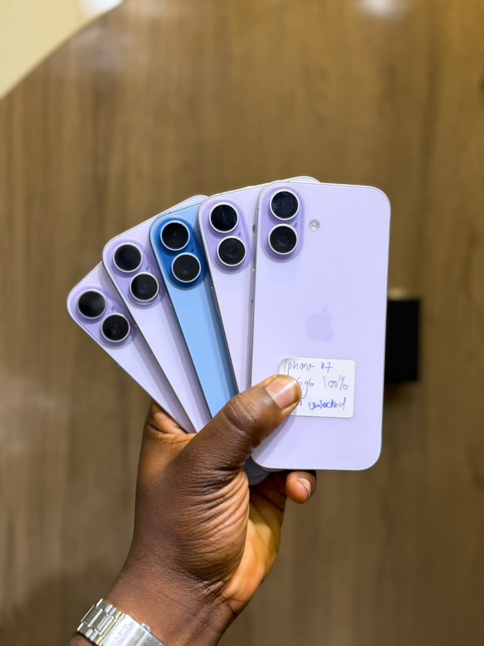 iPhone 17