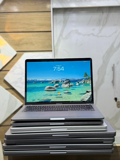 MacBook Pro M4